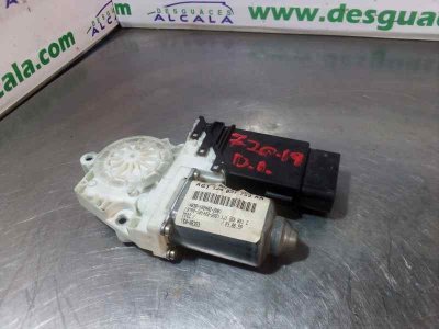 MOTOR ELEVALUNAS DELANTERO IZQUIERDO VOLKSWAGEN GOLF IV BERLINA (1J1) Básico