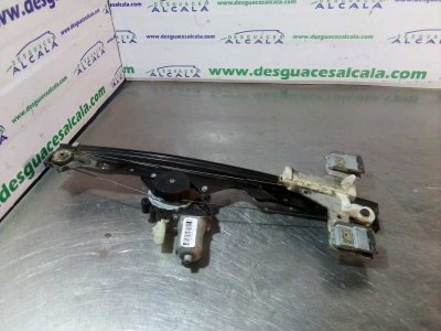 ELEVALUNAS TRASERO DERECHO
