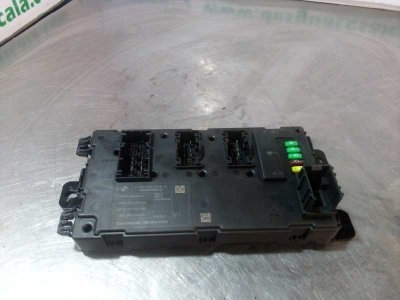 CAJA RELES / FUSIBLES