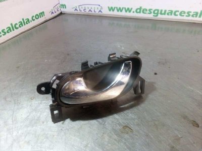 MANETA INTERIOR DELANTERA IZQUIERDA