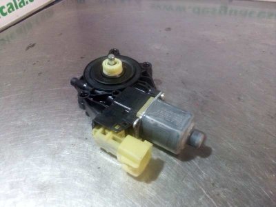 MOTOR ELEVALUNAS DELANTERO IZQUIERDO FORD FIESTA (CB1) Ambiente