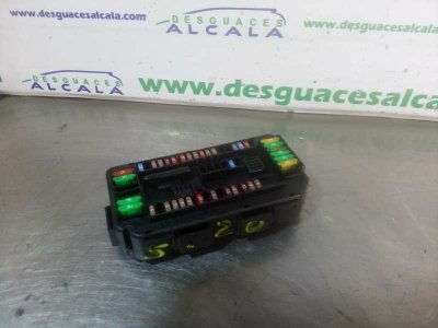 CAJA RELES / FUSIBLES de 318d Advantage 