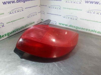 PILOTO TRASERO DERECHO PEUGEOT 206 BERLINA 1.9 Diesel