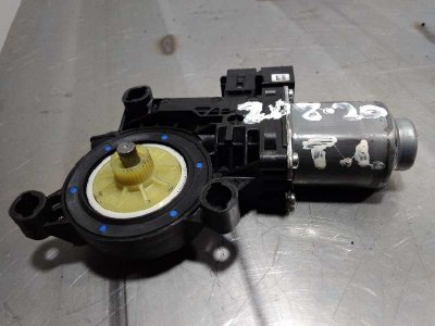 MOTOR ELEVALUNAS TRASERO IZQUIERDO VOLKSWAGEN POLO (9N3) Advance