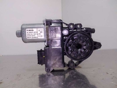 MOTOR ELEVALUNAS DELANTERO IZQUIERDO HYUNDAI I40 Cab BlueDrive