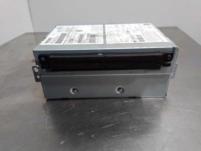 SISTEMA AUDIO / RADIO CD VOLVO V40 Basis