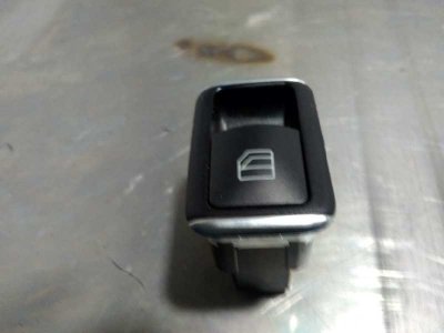 MANDO ELEVALUNAS DELANTERO DERECHO de A 180 CDI BlueEfficiency (176.012) 