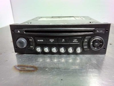 SISTEMA AUDIO / RADIO CD de Confort L1 