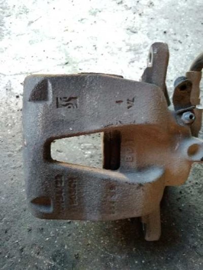 PINZA FRENO DELANTERA DERECHA OPEL CORSA D Cosmo