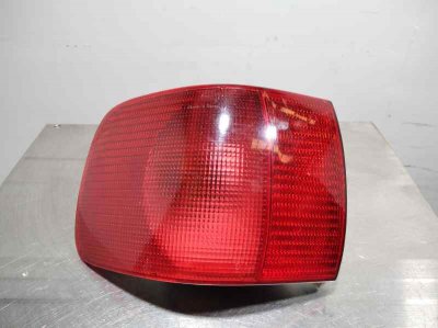 PILOTO TRASERO IZQUIERDO AUDI 80/90 (811/813/853) 80 Básico