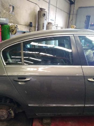PUERTA TRASERA DERECHA VOLKSWAGEN PASSAT BERLINA (3C2) Advance