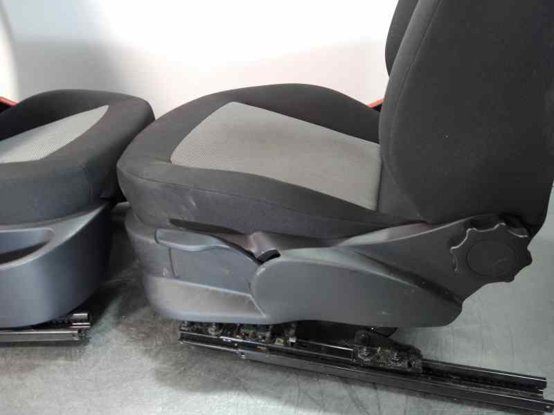 asientos delanteros seat ibiza st Foto 10