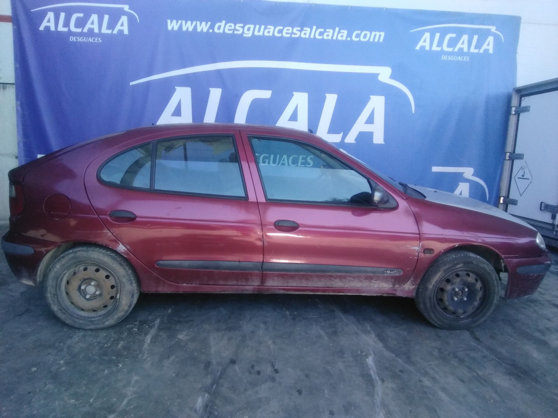 Despiece de RENAULT MEGANE I Classic (LA0/1_) 1.9 dTi (LA1U)