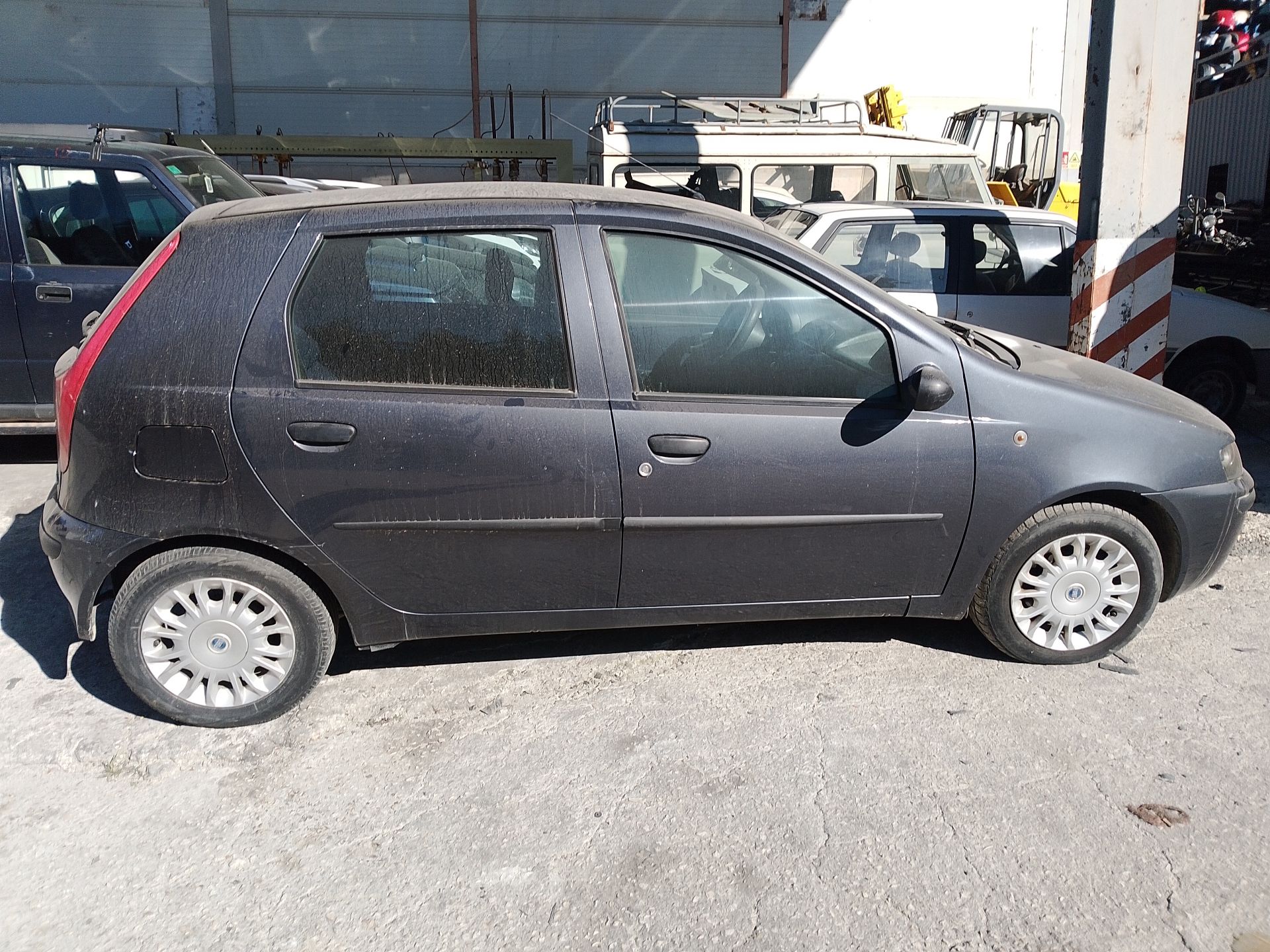 Despiece de FIAT PUNTO (188_) 1.9 DS 60 (188.031, .051, .231, .251)