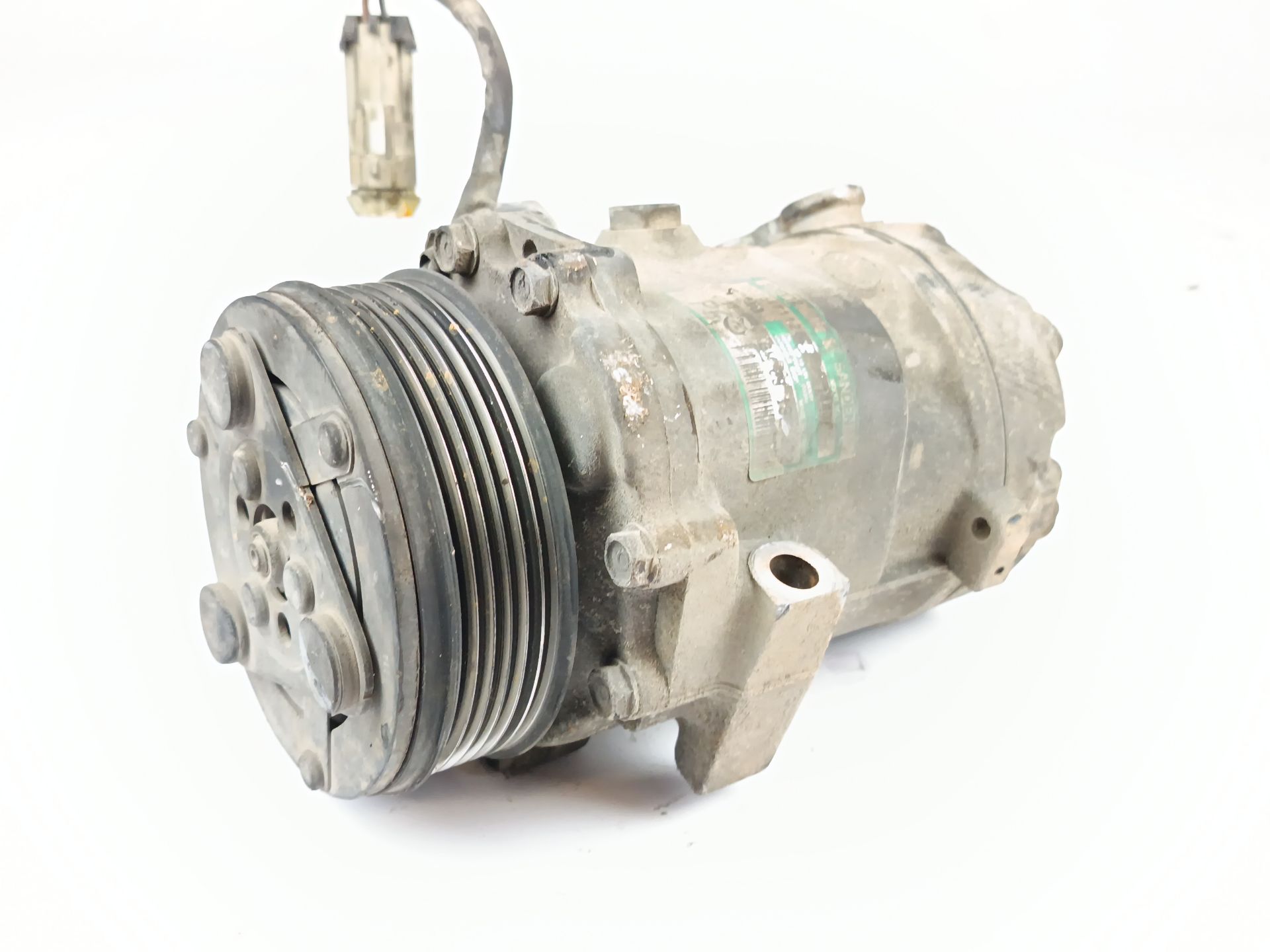 COMPRESOR AIRE ACONDICIONADO