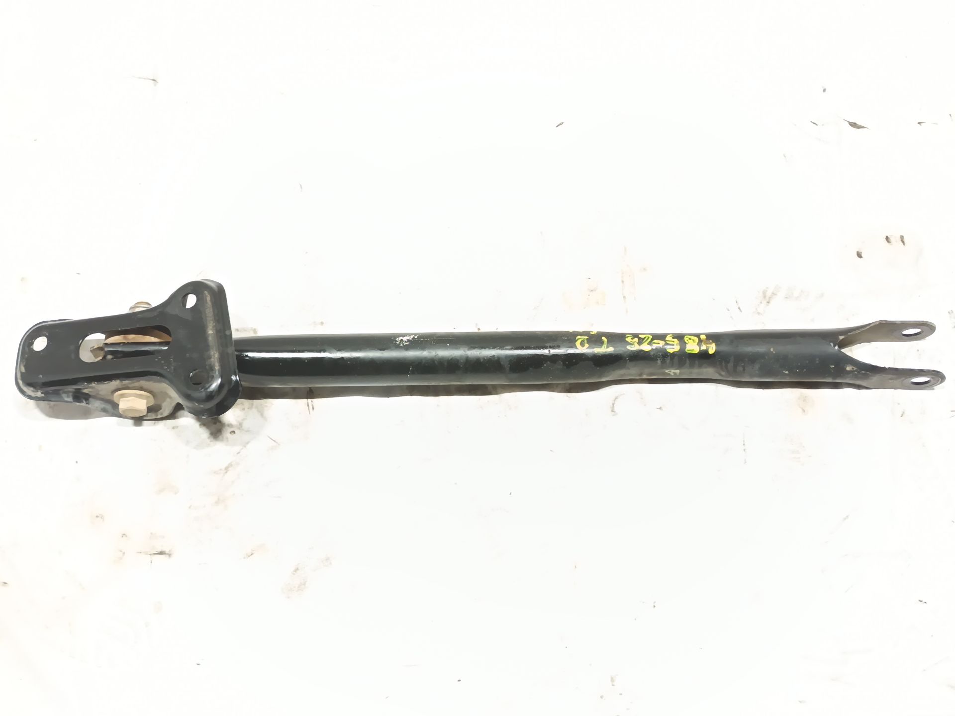 tirante trasero derecho land rover freelander 2 Foto 2 tirante trasero derecho land rover freelander 2 Foto 2