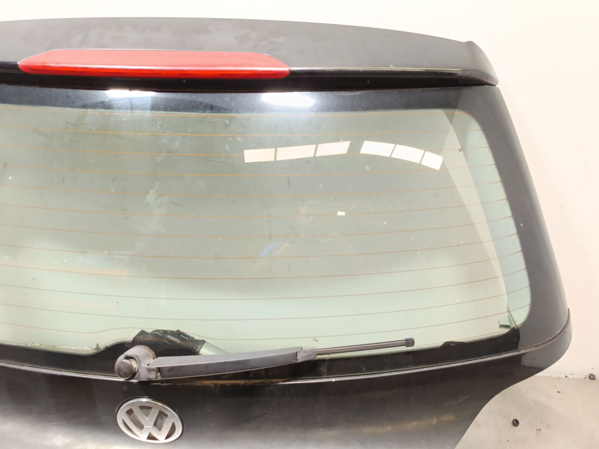 porton trasero volkswagen polo iv Foto 3 porton trasero volkswagen polo iv Foto 3