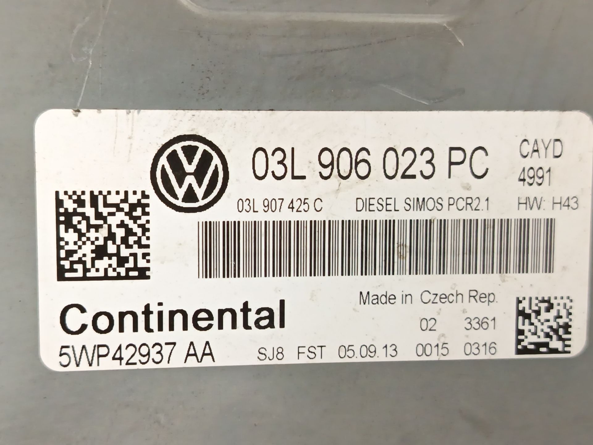 centralita motor uce volkswagen caddy iii monospace Foto 4 centralita motor uce volkswagen caddy iii monospace Foto 4