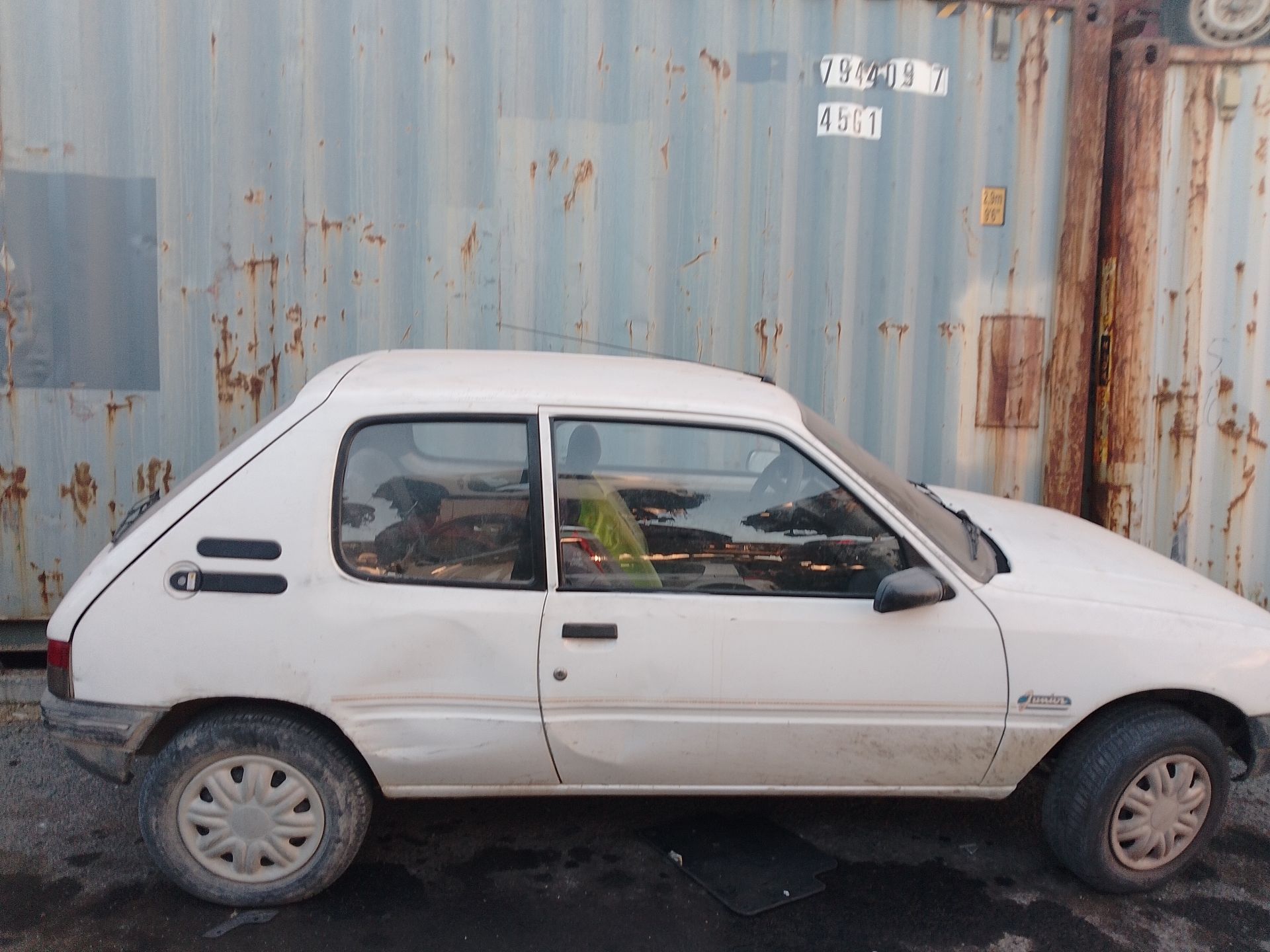 Despiece de PEUGEOT 205 I (741A/C) 1.7 Diesel