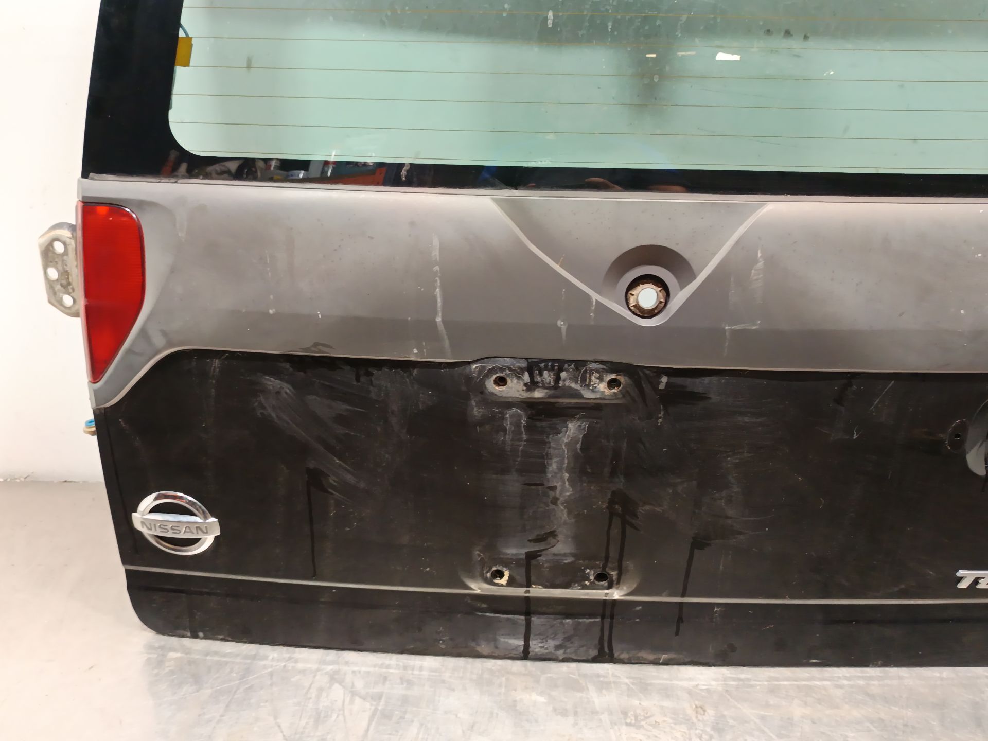 porton trasero nissan terrano ii Foto 5 porton trasero nissan terrano ii Foto 5