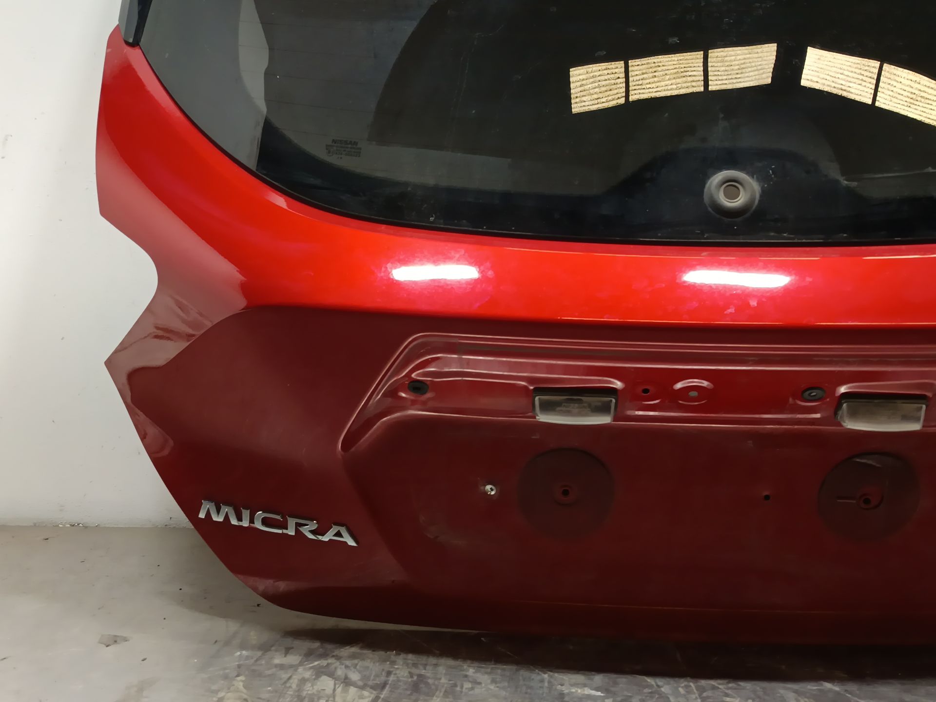 porton trasero nissan micra v Foto 5 porton trasero nissan micra v Foto 5