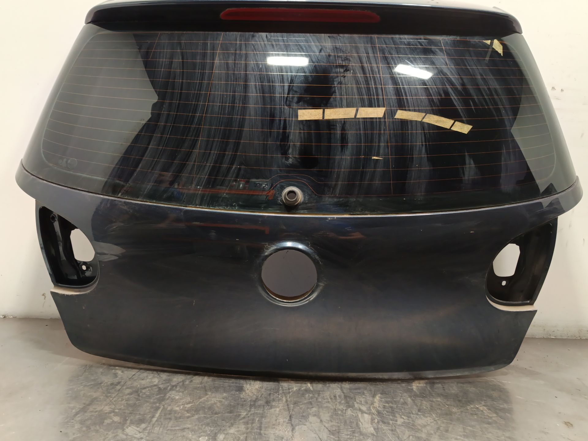 porton trasero volkswagen golf v Foto 3 porton trasero volkswagen golf v Foto 3