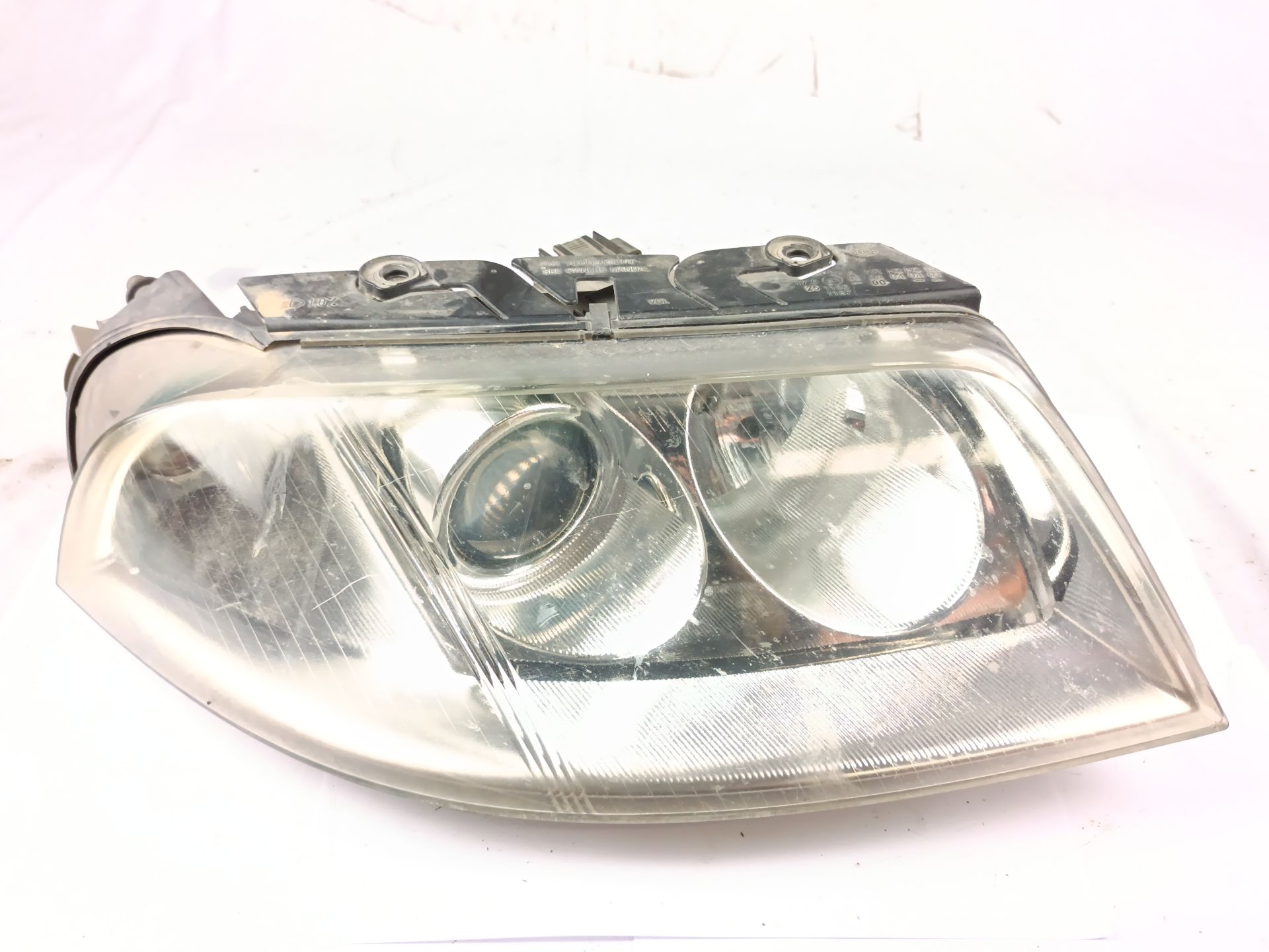 Pieza segunda mano PASSAT B5.5 (3B3) - Referencia 1149645 PASSAT B5.5 (3B3) - Referencia 1149645