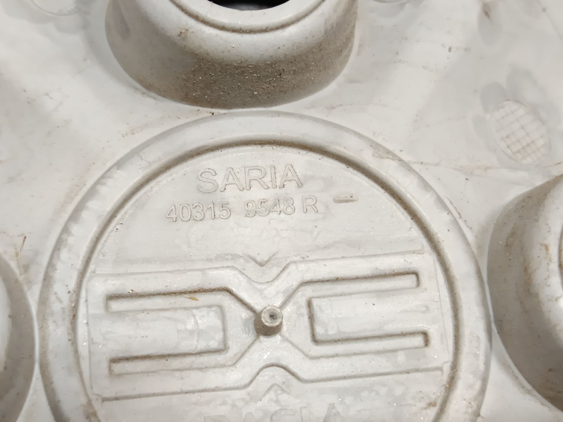 tapacubos dacia sandero iii Foto 2 tapacubos dacia sandero iii Foto 2