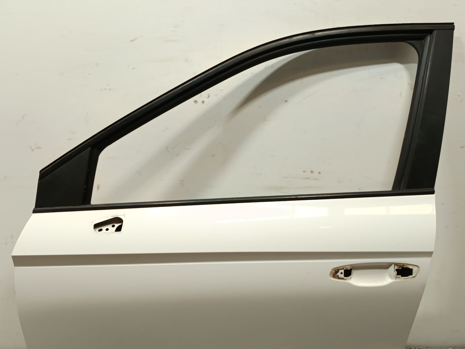 puerta delantera izquierda seat arona Foto 2 puerta delantera izquierda seat arona Foto 2