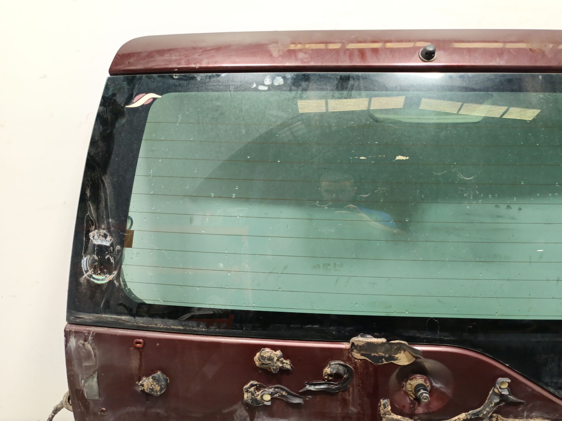 porton trasero nissan terrano ii Foto 2 porton trasero nissan terrano ii Foto 2