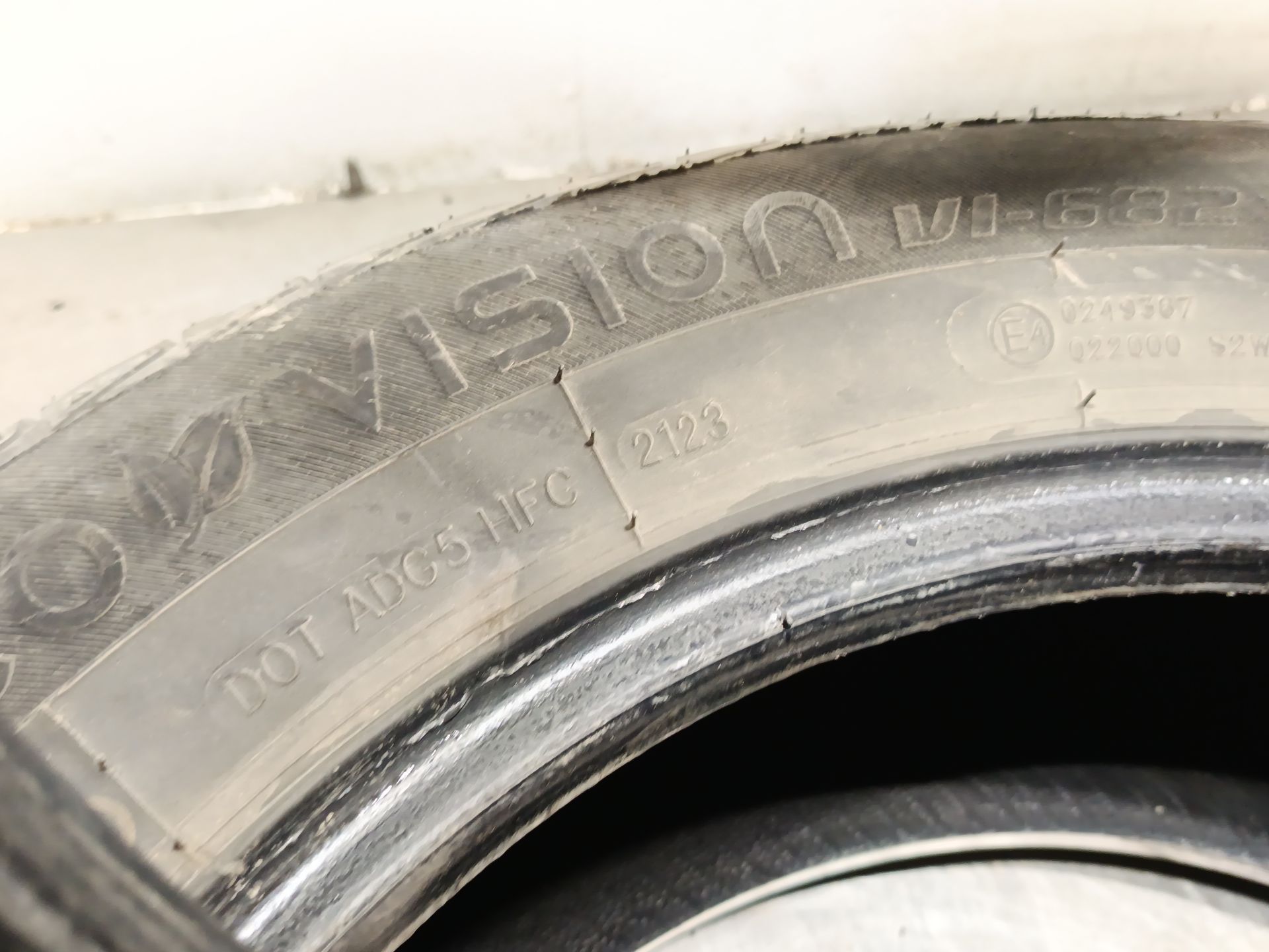 neumatico ford mondeo i Foto 3 neumatico ford mondeo i Foto 3