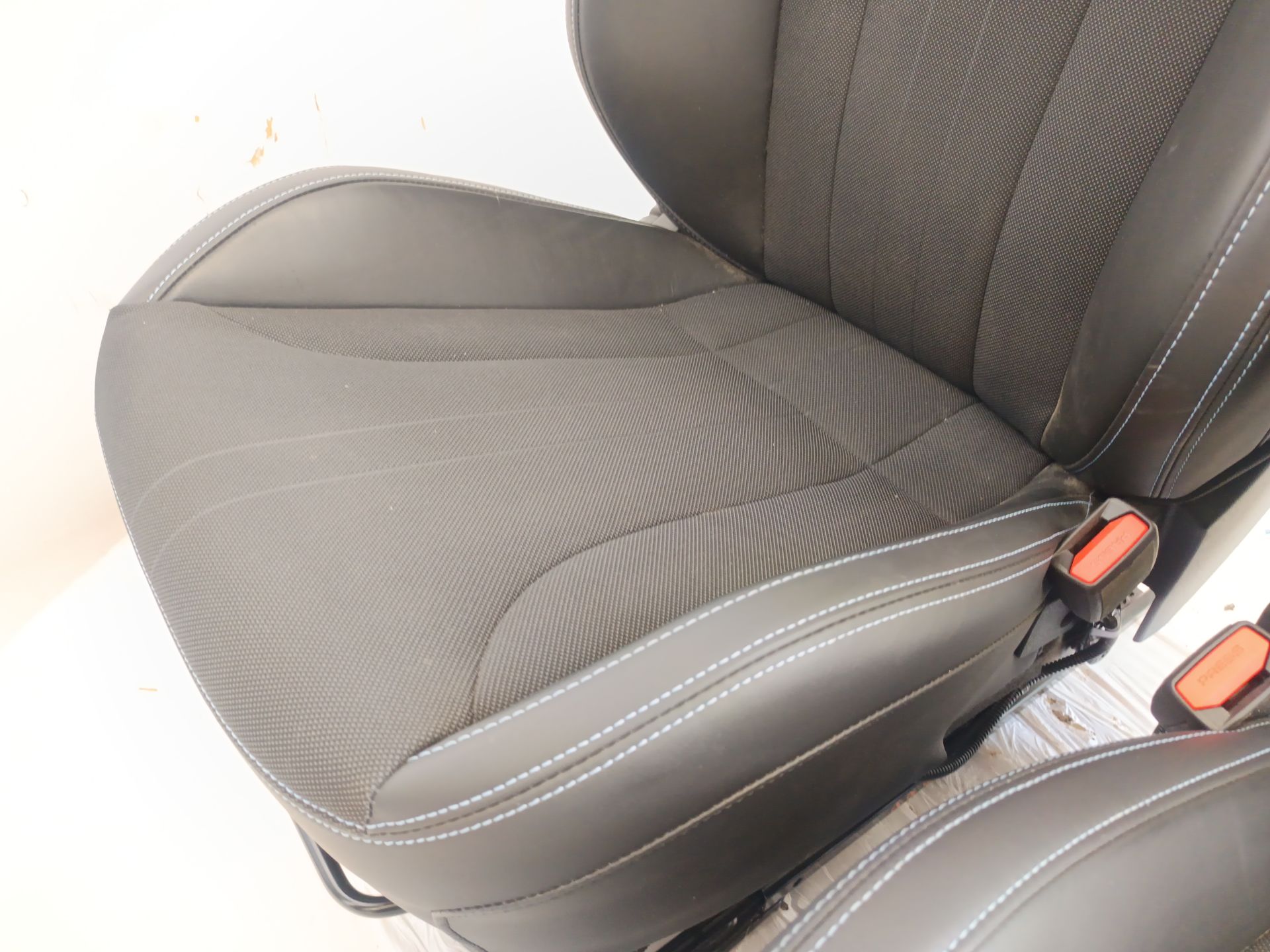 asientos delanteros hyundai i20 iii Foto 17 asientos delanteros hyundai i20 iii Foto 17