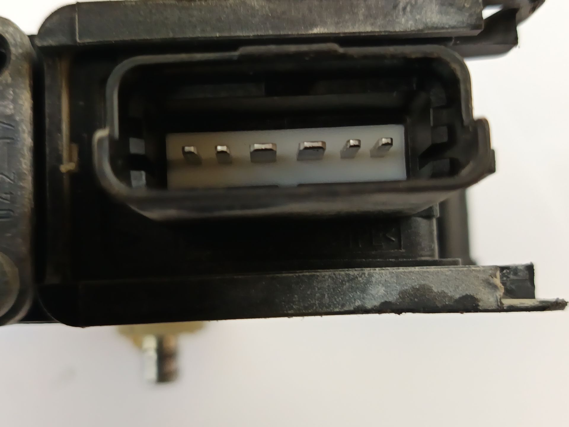 motor elevalunas delantero izquierdo peugeot 2008 i Foto 3 motor elevalunas delantero izquierdo peugeot 2008 i Foto 3