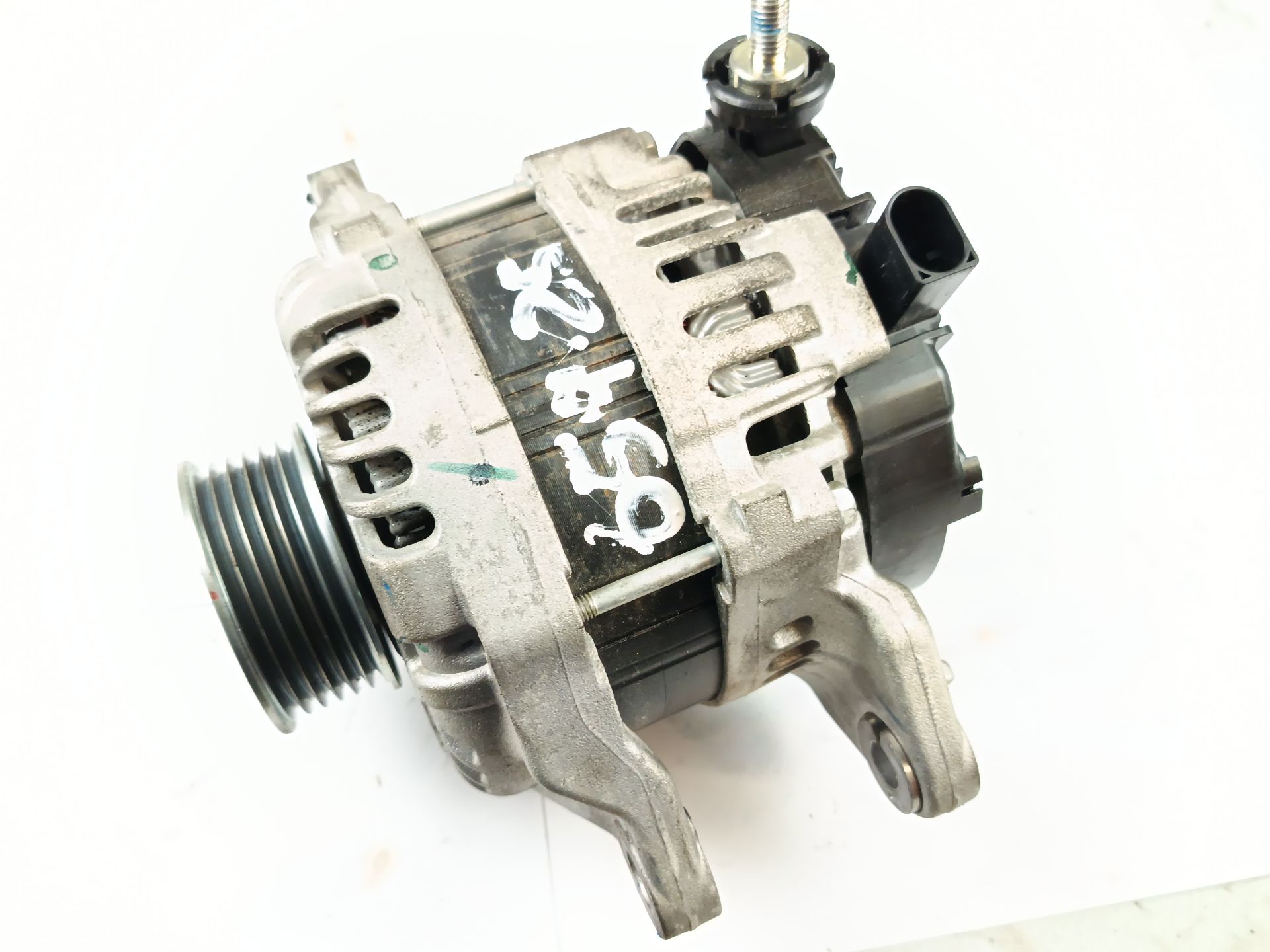 alternador mitsubishi mirage / space star vi hatchback Foto 3 alternador mitsubishi mirage / space star vi hatchback Foto 3