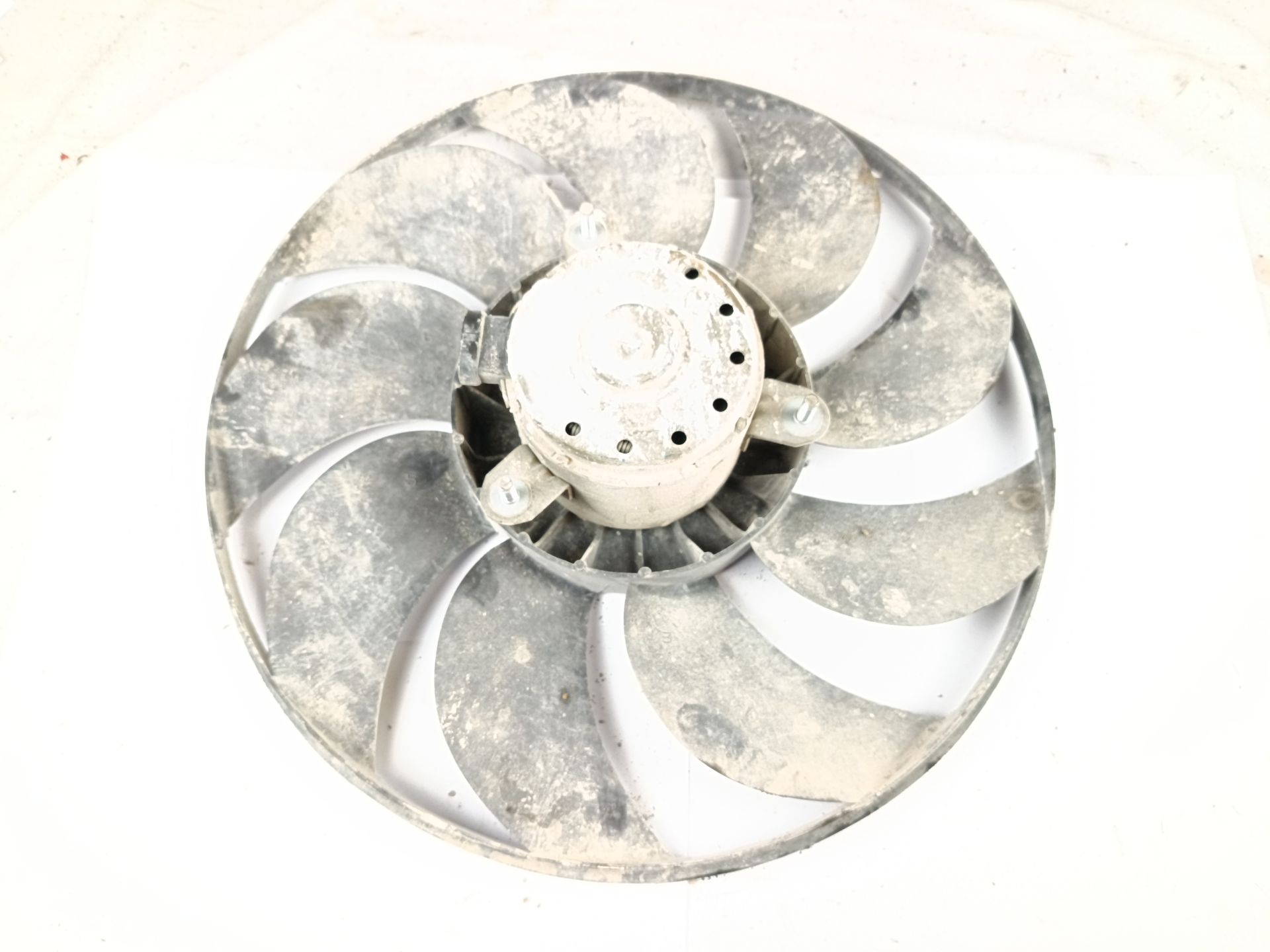 electroventilador nissan interstar furgoneta Foto 2 electroventilador nissan interstar furgoneta Foto 2