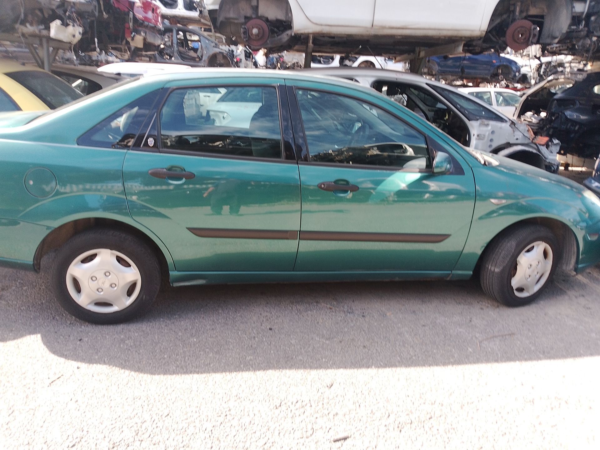 Despiece de FORD FOCUS I Sedán (DFW) 1.8 Turbo DI / TDDi