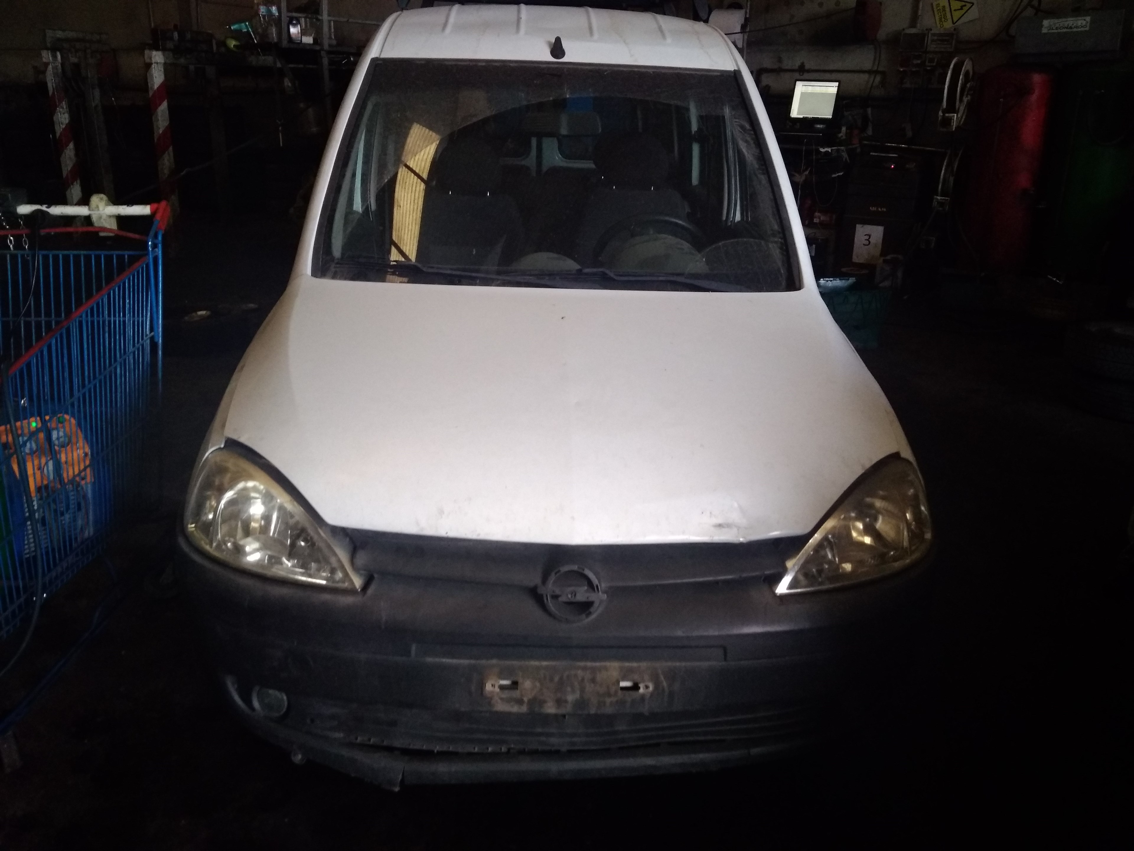 Despiece de OPEL COMBO (CORSA C) Tour Cosmo