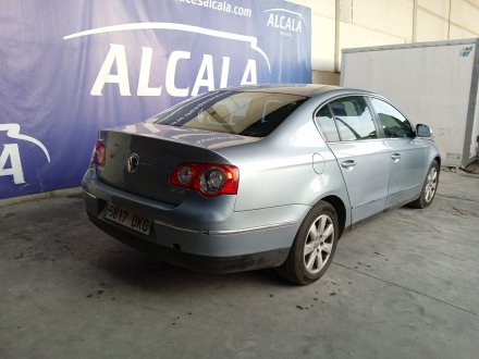 Vehiculo en el desguace: VOLKSWAGEN PASSAT BERLINA (3C2) Advance