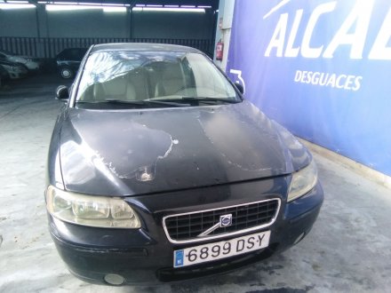 Vehiculo en el desguace: VOLVO S60 BERLINA 2.4 Diesel