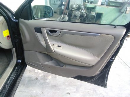 Vehiculo en el desguace: VOLVO S60 BERLINA 2.4 Diesel