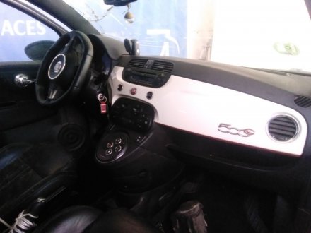 Vehiculo en el desguace: FIAT 500 1.4 16v 100 Sport *