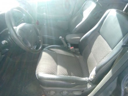 Vehiculo en el desguace: KIA SHUMA II 1.6 LS 4 Berlina