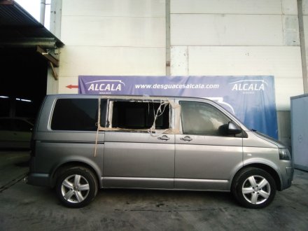 Vehiculo en el desguace: VOLKSWAGEN California Comfortline 2.0 TDI 102 *