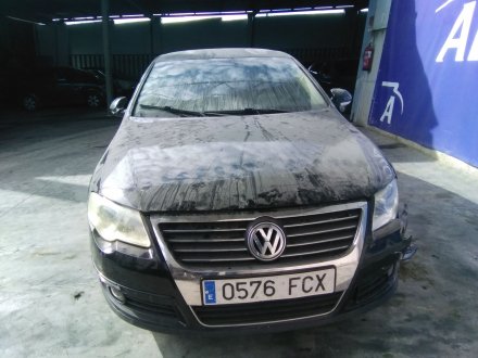 Vehiculo en el desguace: VOLKSWAGEN PASSAT BERLINA (3C2) 2.0 TDI