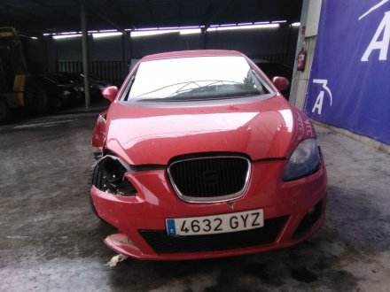 Vehiculo en el desguace: SEAT LEON (1P1) Reference