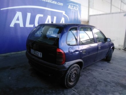 Vehiculo en el desguace: OPEL CORSA B 1.7 Diesel