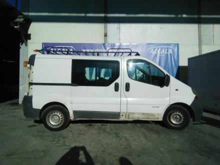 Vehiculo en el desguace: RENAULT TRAFIC COMBI (AB 4.01) Generation Expression Combi corto