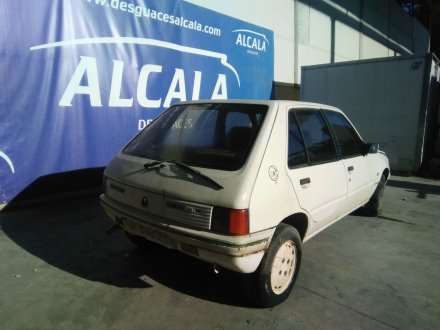 Vehiculo en el desguace: PEUGEOT 205 BERLINA P1Y