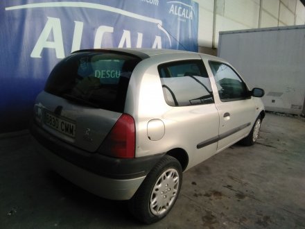 Vehiculo en el desguace: RENAULT CLIO II FASE I (B/CBO) 1.9 Diesel
