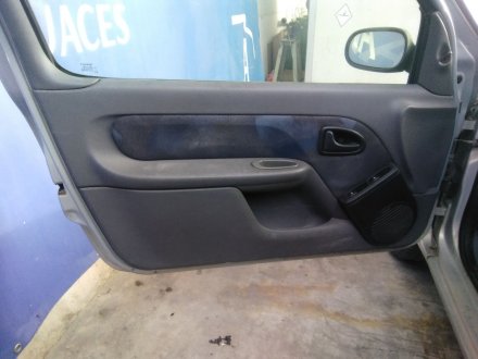 Vehiculo en el desguace: RENAULT CLIO II FASE I (B/CBO) 1.9 Diesel